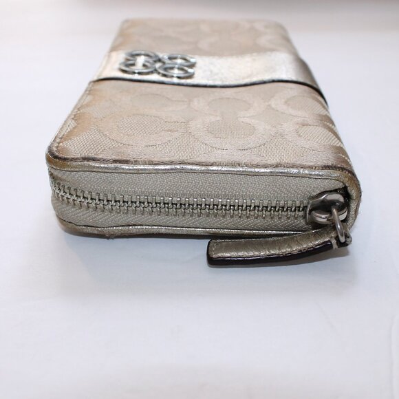 Coach Poppy PopArt C Gold Accordion Wallet - Picture 11 of 14